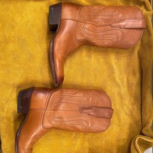 Tecovas size 6 boots